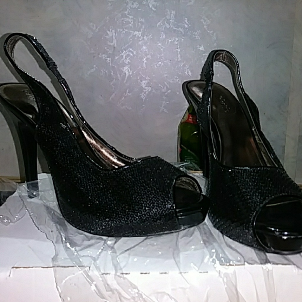 Kelly&Katie black sequence heels